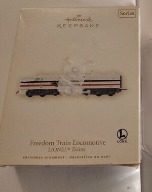 2007 Hallmark Freedom Train Locomotive LIONEL Trains Christmas Ornament